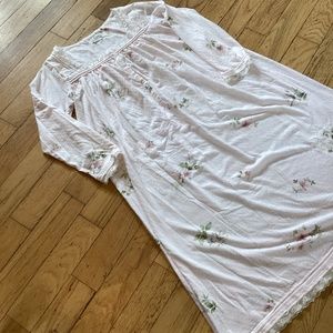 Beautiful Vintage Aria nightgown, pale pink floral with lace